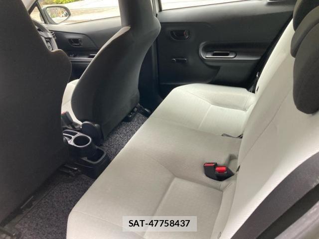Toyota AQUA 2015-12 7356819-8