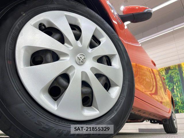 Toyota AQUA 2014-06 7356801-10