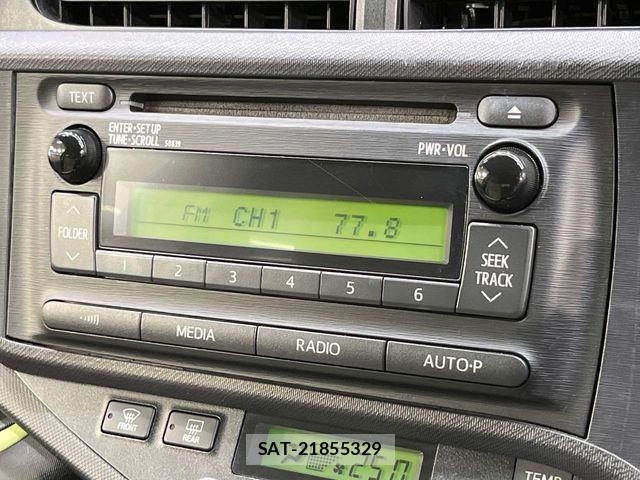 Toyota AQUA 2014-06 7356801-2