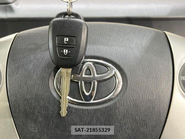 Toyota AQUA 2014-06 7356801-5