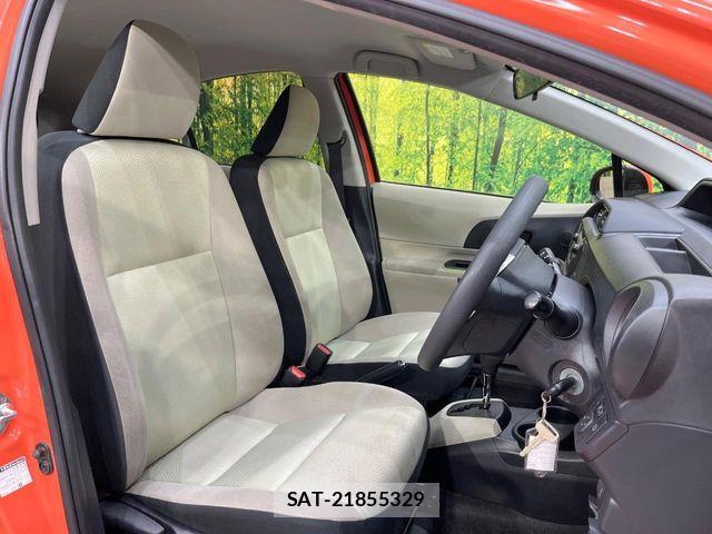 Toyota AQUA 2014-06 7356801-6