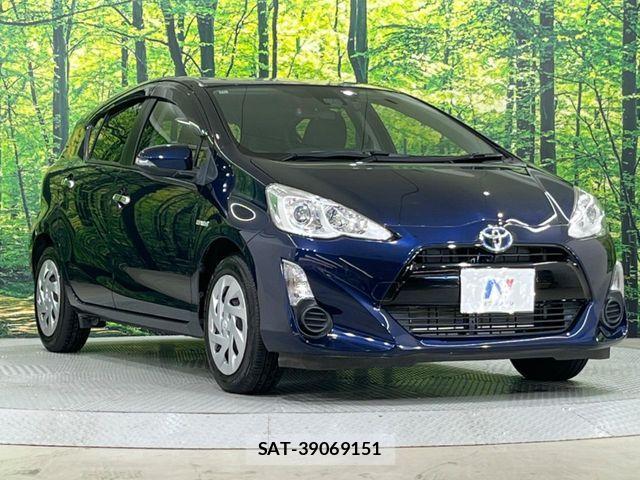 Toyota AQUA 2017-06 7356783-15