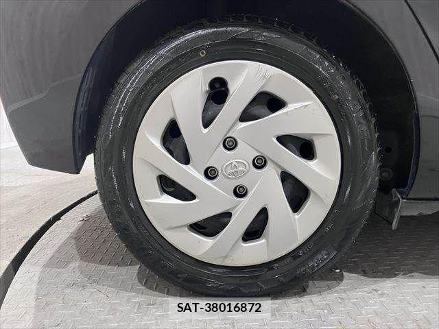 Toyota AQUA 2016-11 7356799-21