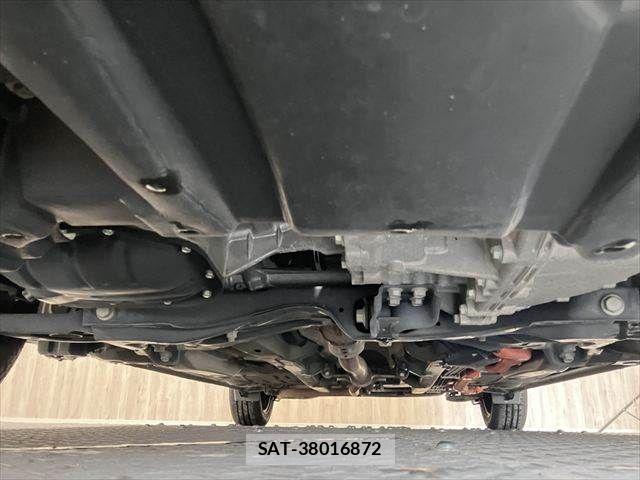 Toyota AQUA 2016-11 7356799-25