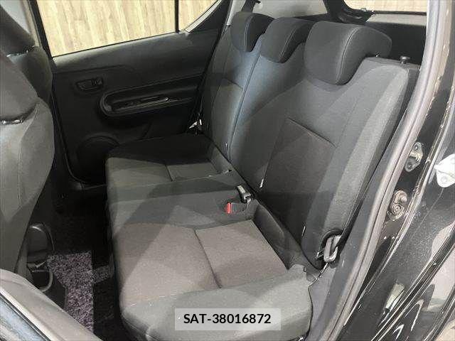 Toyota AQUA 2016-11 7356799-28