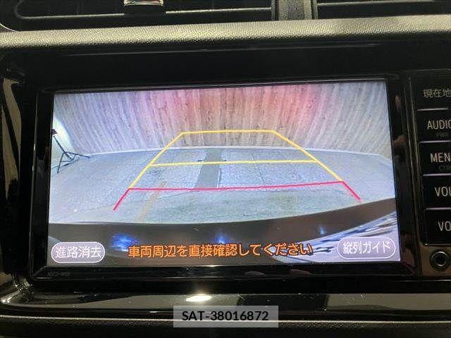 Toyota AQUA 2016-11 7356799-4