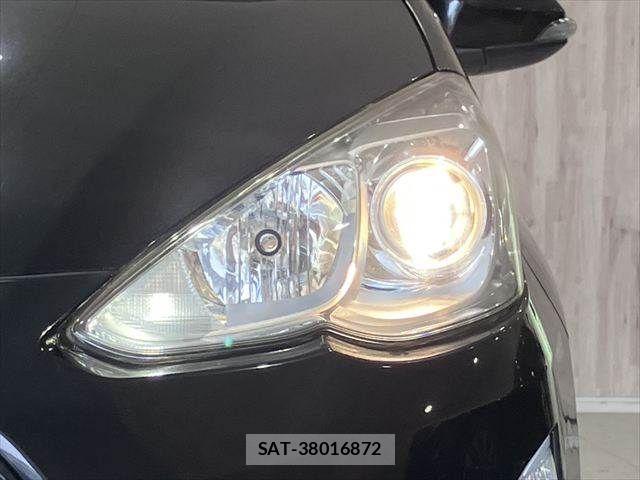 Toyota AQUA 2016-11 7356799-8