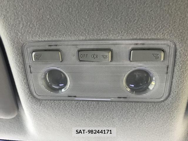 Toyota AQUA 2015-07 7356800-18