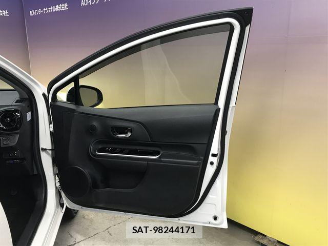 Toyota AQUA 2015-07 7356800-22