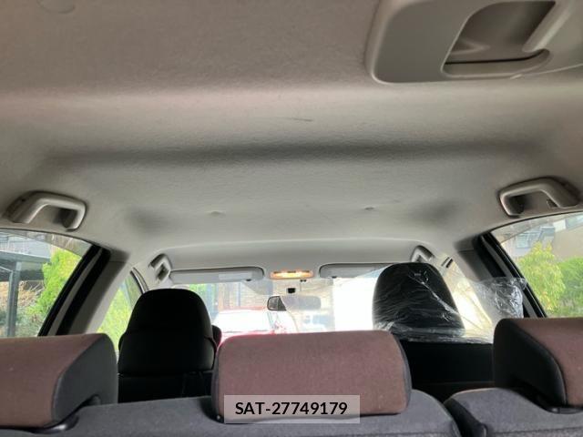 Toyota AQUA 2012-06 7356818-19
