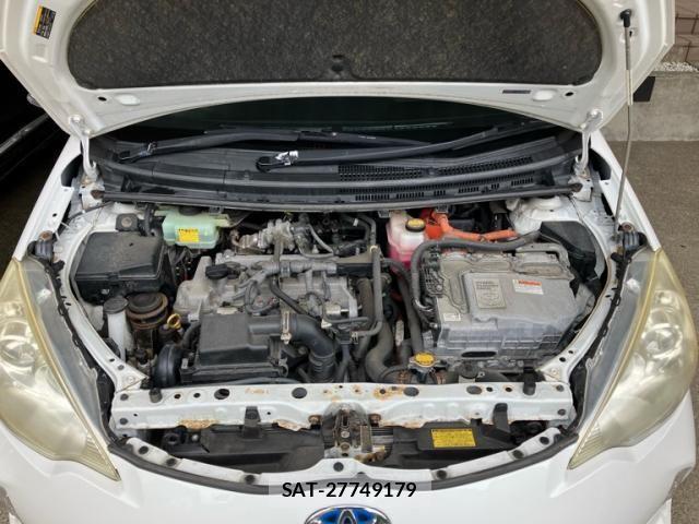 Toyota AQUA 2012-06 7356818-22