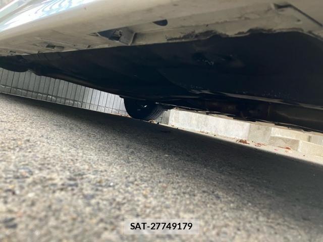 Toyota AQUA 2012-06 7356818-5