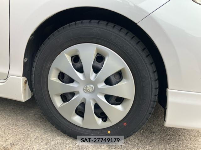 Toyota AQUA 2012-06 7356818-8