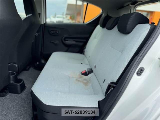 Toyota AQUA 2018-03 7356798-17