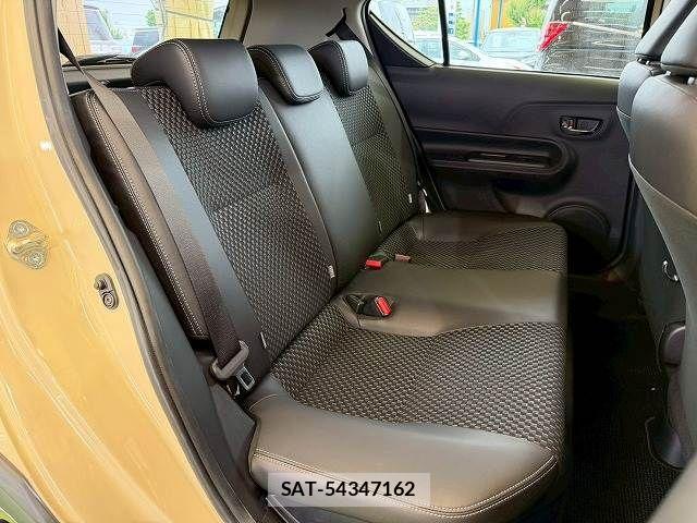 Toyota AQUA 2018-03 7356772-9