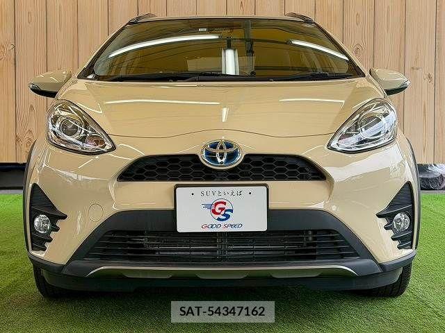 Toyota AQUA 2018-03 7356772-16