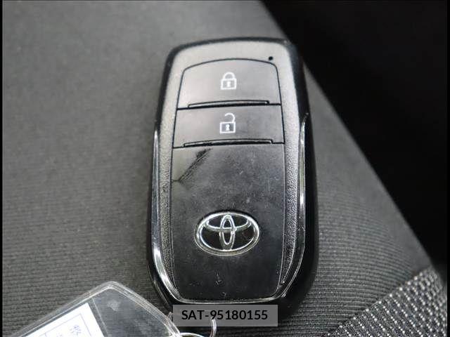 Toyota AQUA 2023-09 7356766-13