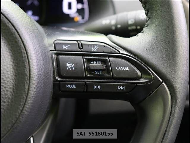 Toyota AQUA 2023-09 7356766-16