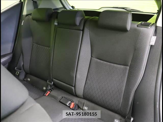 Toyota AQUA 2023-09 7356766-27