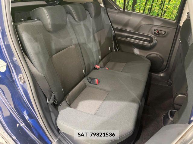 Toyota AQUA 2018-09 7356776-9