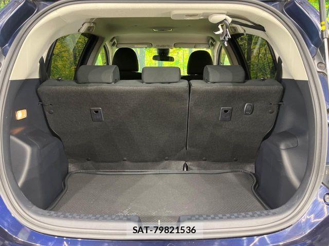 Toyota AQUA 2018-09 7356776-10