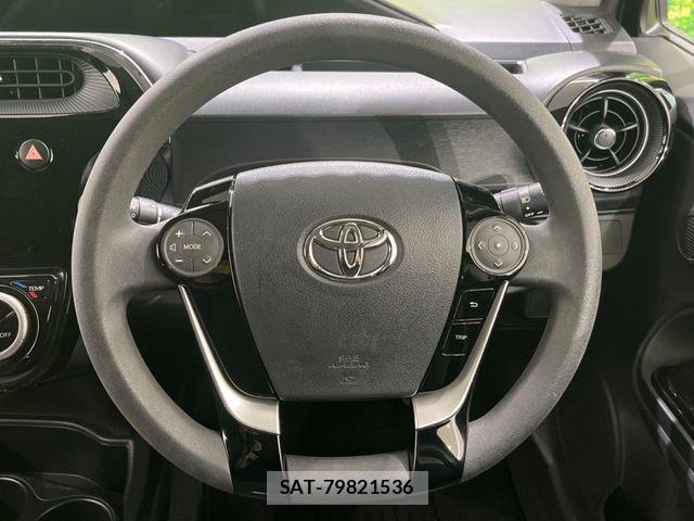 Toyota AQUA 2018-09 7356776-11
