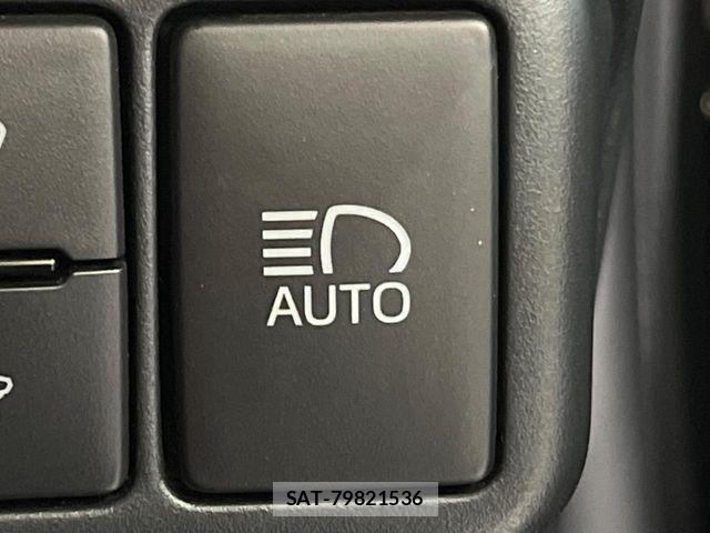 Toyota AQUA 2018-09 7356776-4