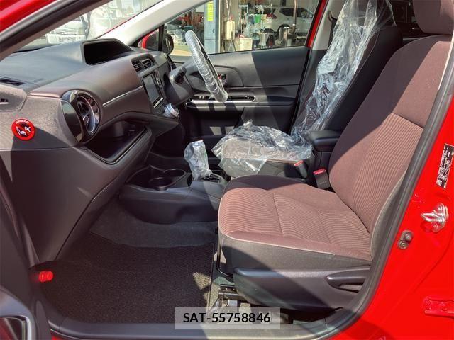 Toyota AQUA 2015-09 7356802-23