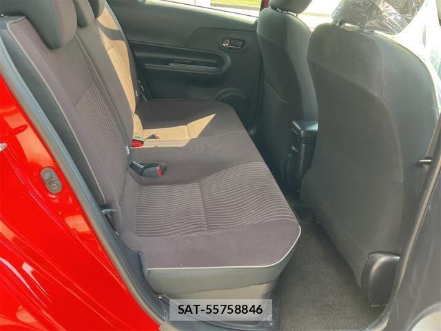 Toyota AQUA 2015-09 7356802-24