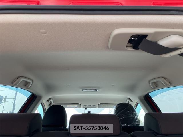 Toyota AQUA 2015-09 7356802-27