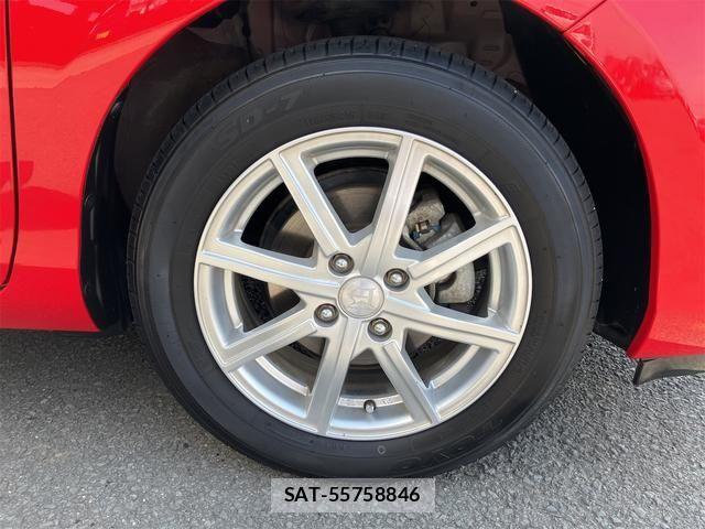 Toyota AQUA 2015-09 7356802-29