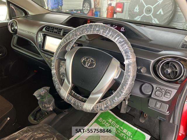Toyota AQUA 2015-09 7356802-6