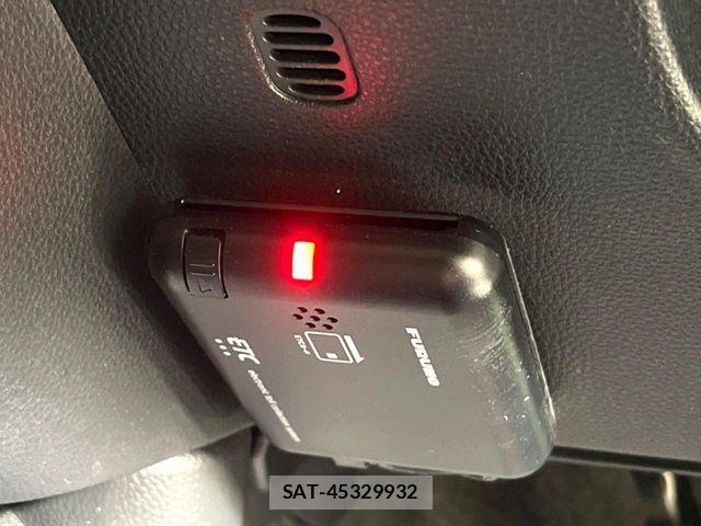 Toyota AQUA 2023-04 7356773-5