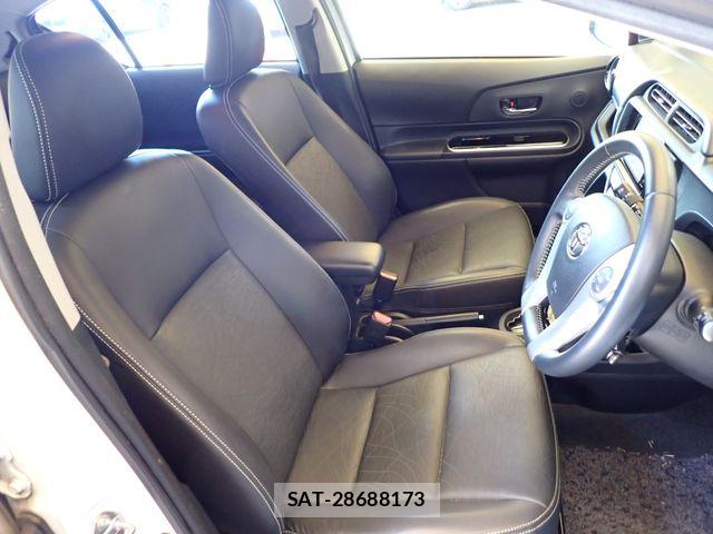 Toyota AQUA 2016-03 7356756-19