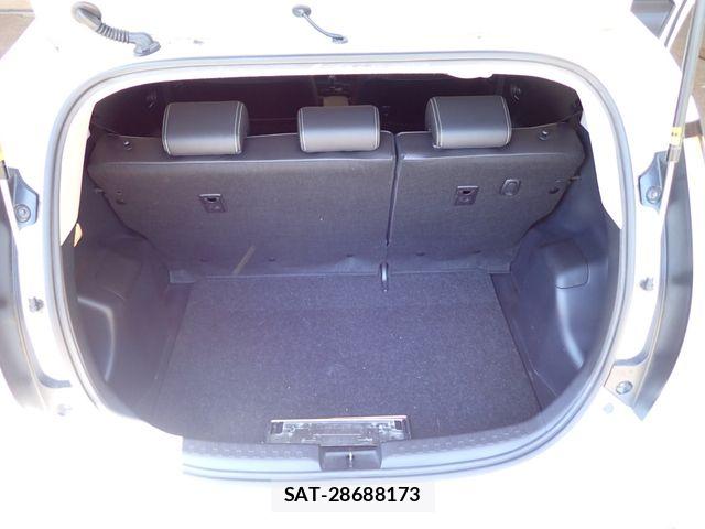 Toyota AQUA 2016-03 7356756-23