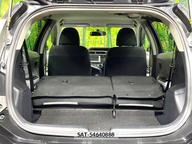 Toyota AQUA 2013-05 7356803-11