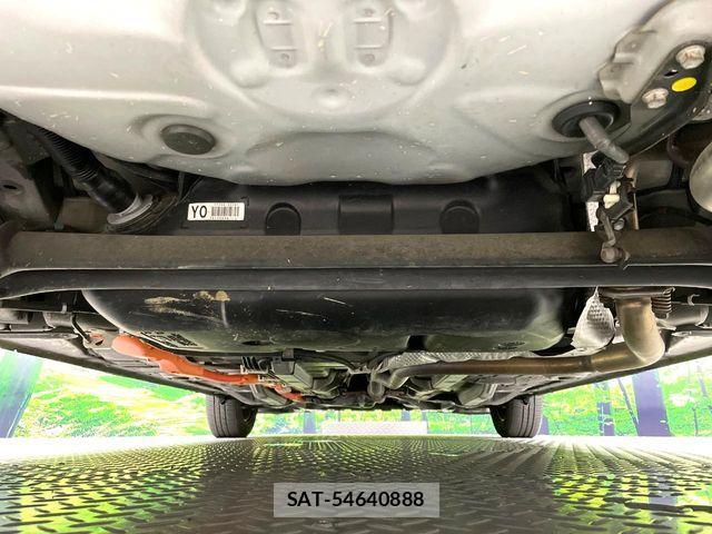 Toyota AQUA 2013-05 7356803-19