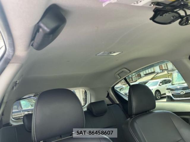 Toyota AQUA 2015-08 7356805-15