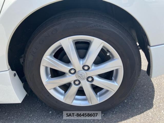 Toyota AQUA 2015-08 7356805-7