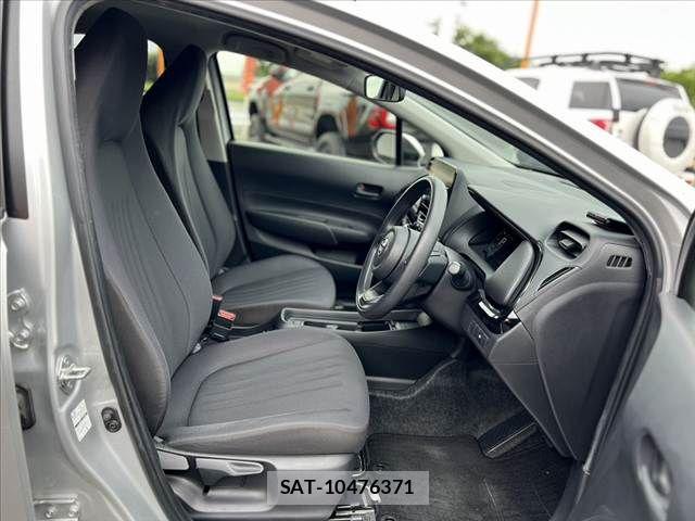 Toyota AQUA 2021-11 7356781-15