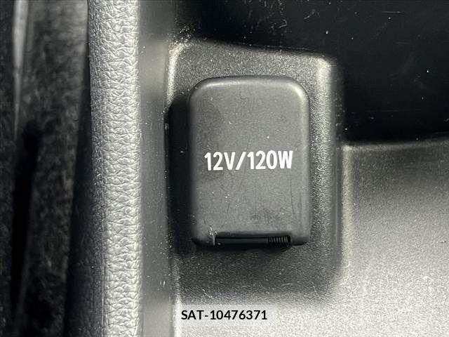 Toyota AQUA 2021-11 7356781-29
