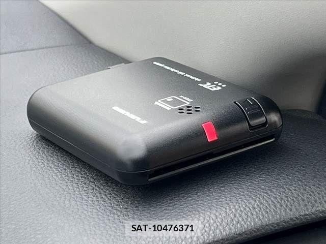 Toyota AQUA 2021-11 7356781-5