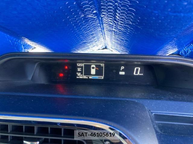 Toyota AQUA 2018-03 7356809-10