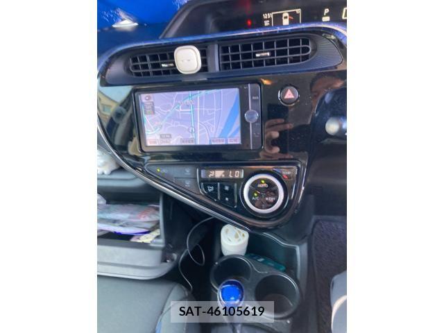 Toyota AQUA 2018-03 7356809-13