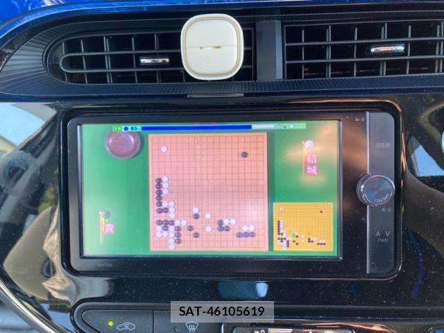 Toyota AQUA 2018-03 7356809-17