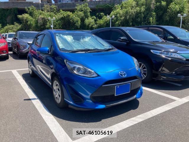 Toyota AQUA 2018-03 7356809-2