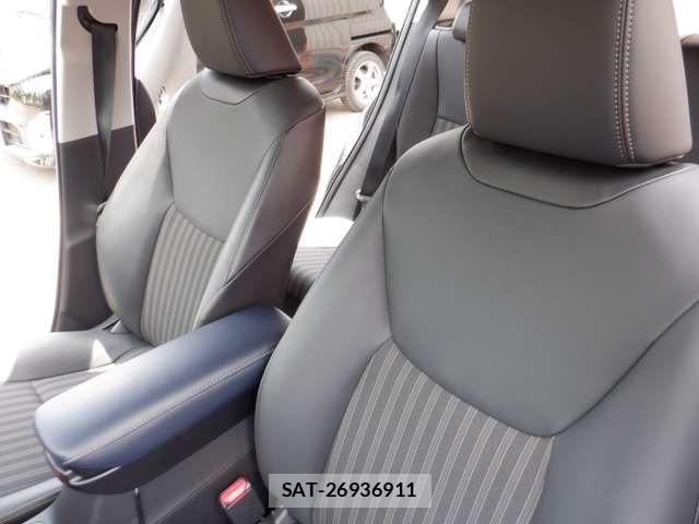Toyota AQUA 2023-03 7356763-11