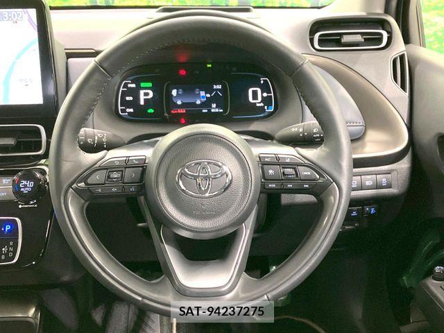 Toyota AQUA 2023-09 7356760-10
