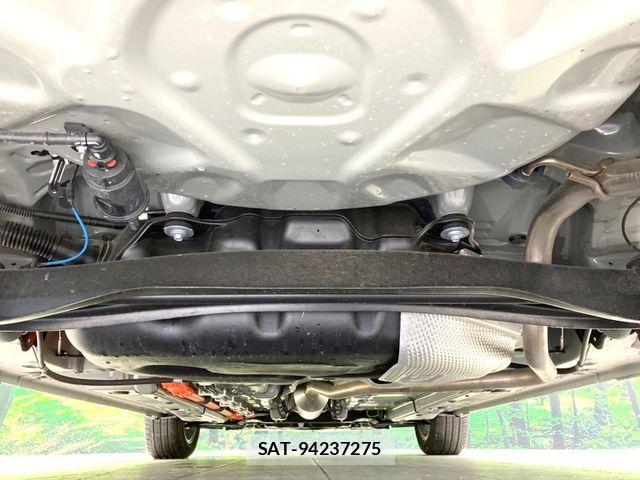 Toyota AQUA 2023-09 7356760-18