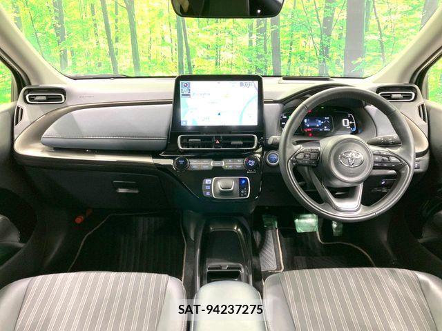 Toyota AQUA 2023-09 7356760-1